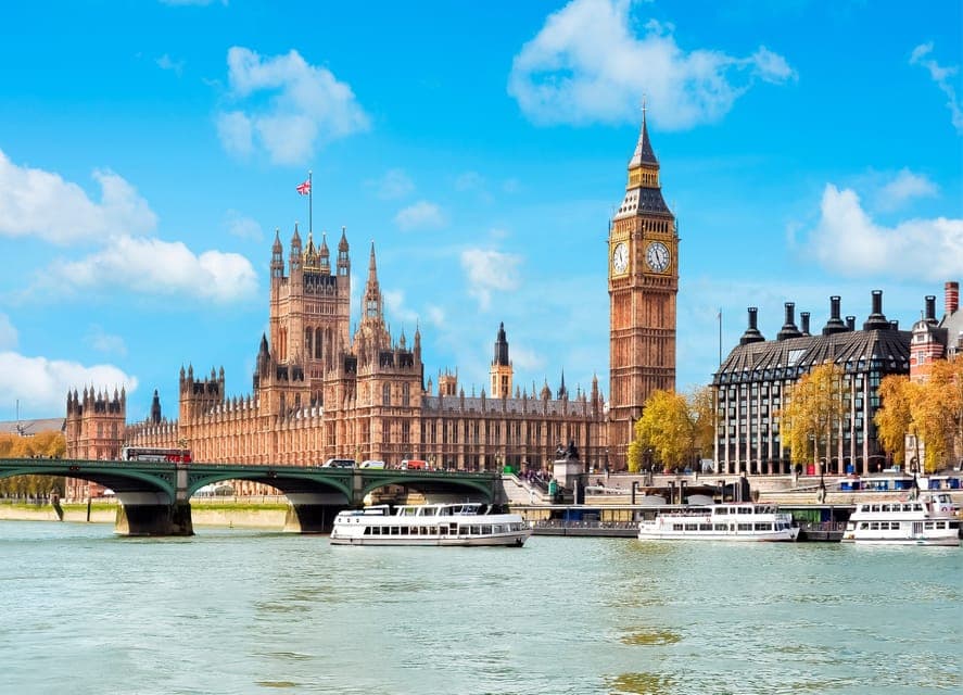 Thames Cruise: Westminster to Tower Bridge (Butler’s Wharf) with optional return - Image 1